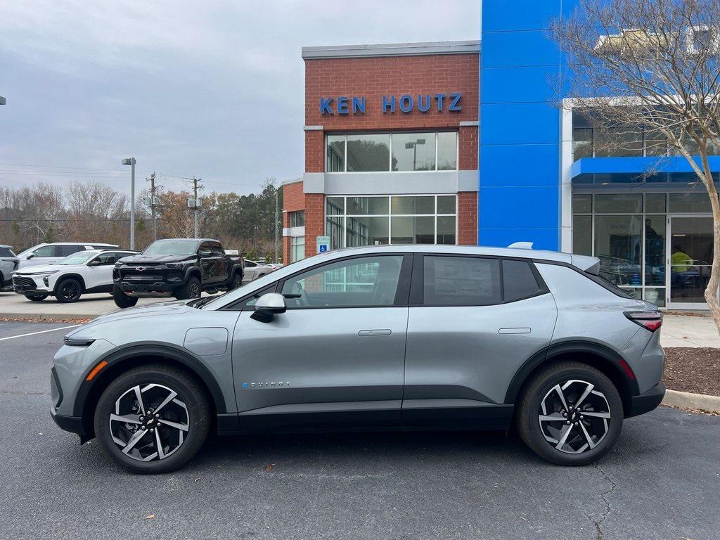 new 2026 Chevrolet Equinox EV car, priced at $34,999