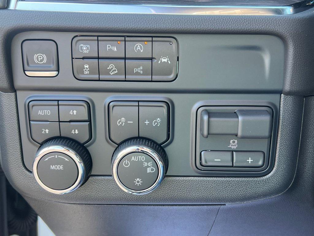new 2025 Chevrolet Tahoe car, priced at $69,980
