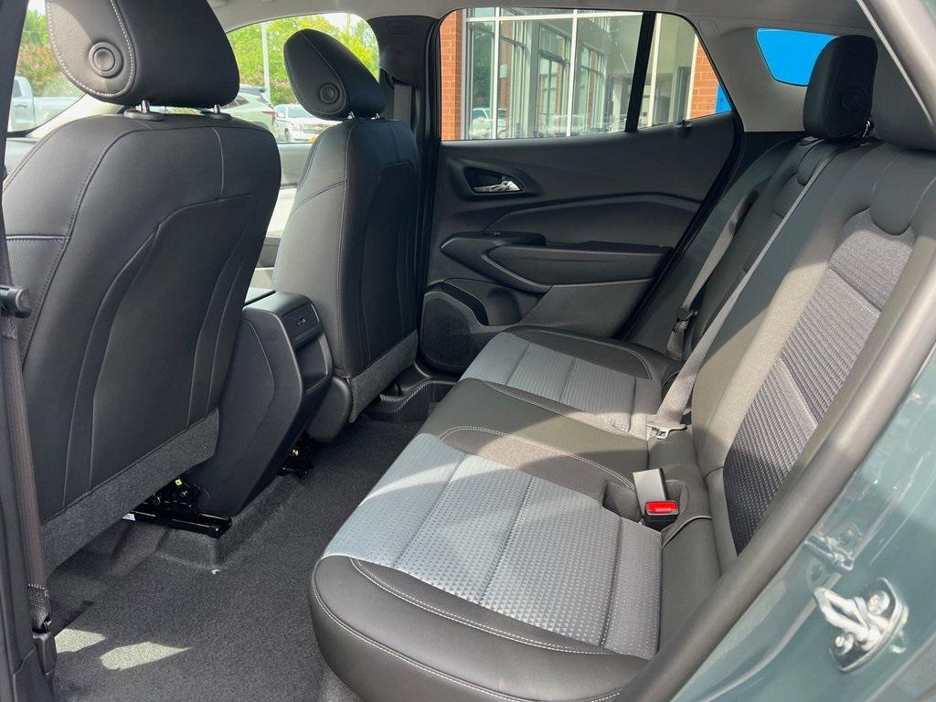new 2025 Chevrolet Trax car, priced at $25,085