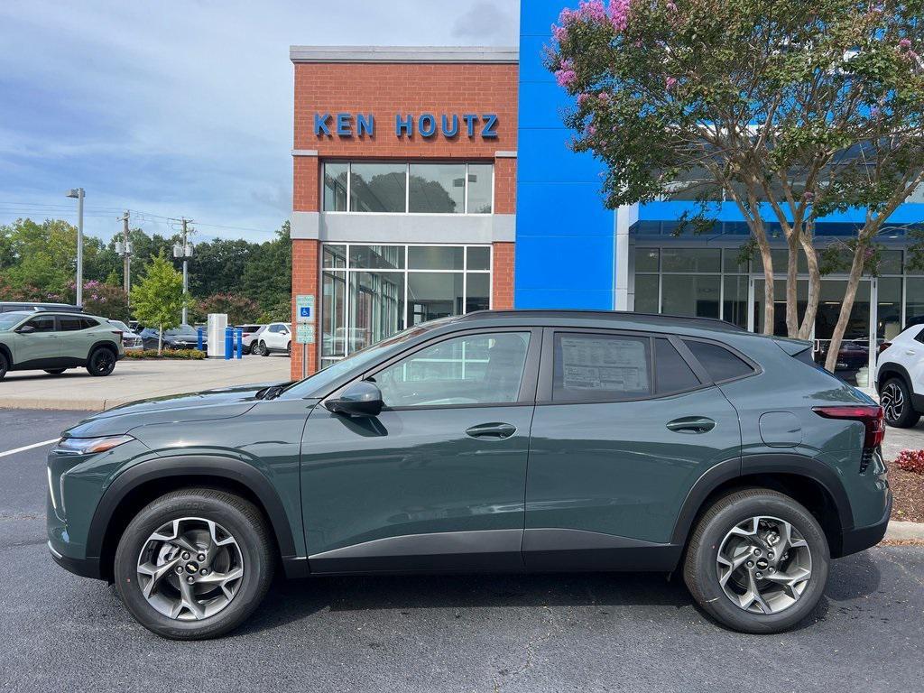 new 2025 Chevrolet Trax car, priced at $25,085
