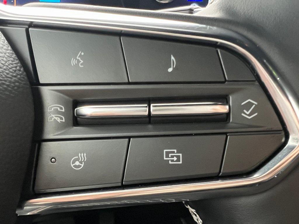 used 2025 Chevrolet Traverse car, priced at $39,498