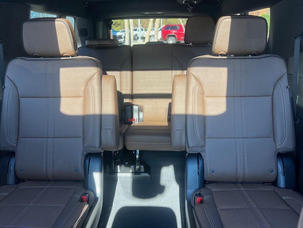 new 2026 Chevrolet Suburban car, priced at $96,185