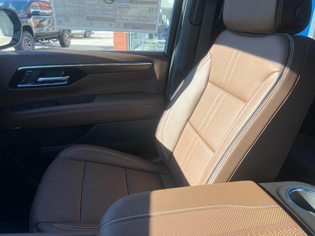 new 2026 Chevrolet Suburban car, priced at $96,185