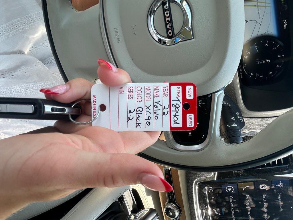used 2022 Volvo XC90 car, priced at $34,450