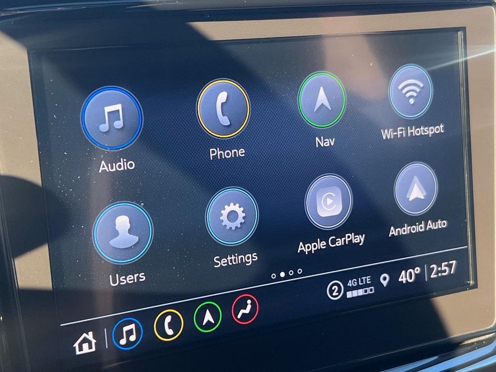 used 2022 Chevrolet Traverse car, priced at $33,900