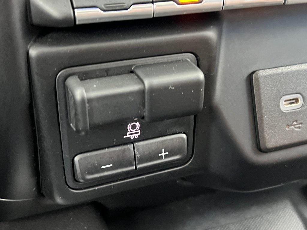used 2022 Chevrolet Silverado 1500 car, priced at $44,979