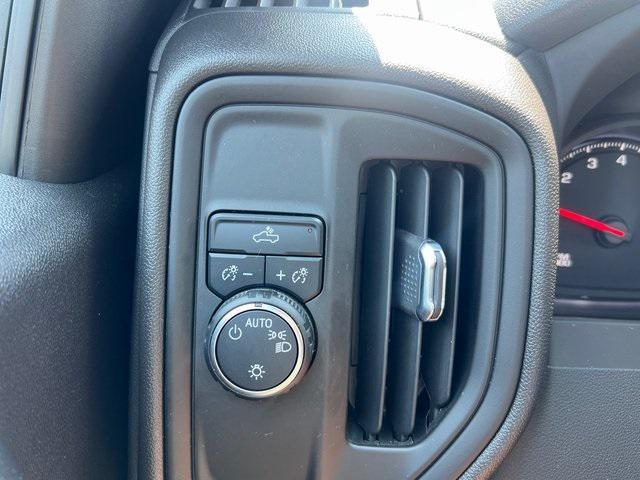 used 2024 Chevrolet Silverado 1500 car, priced at $31,673
