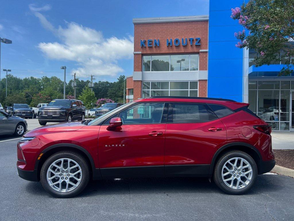 new 2025 Chevrolet Blazer car, priced at $43,090