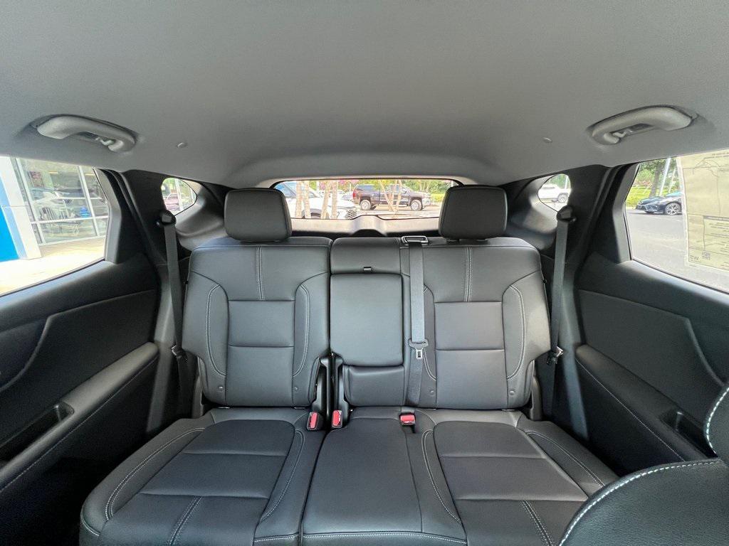 new 2025 Chevrolet Blazer car, priced at $43,090