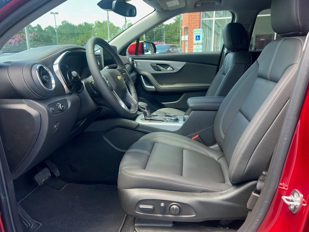 new 2025 Chevrolet Blazer car, priced at $43,090