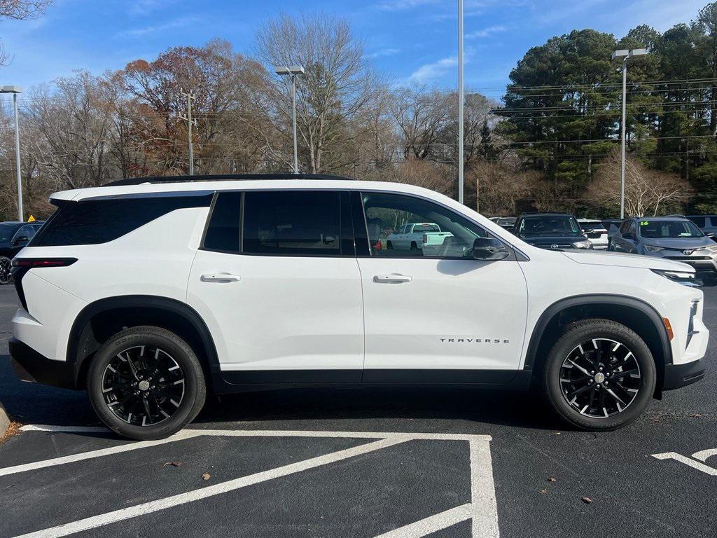 new 2026 Chevrolet Traverse car