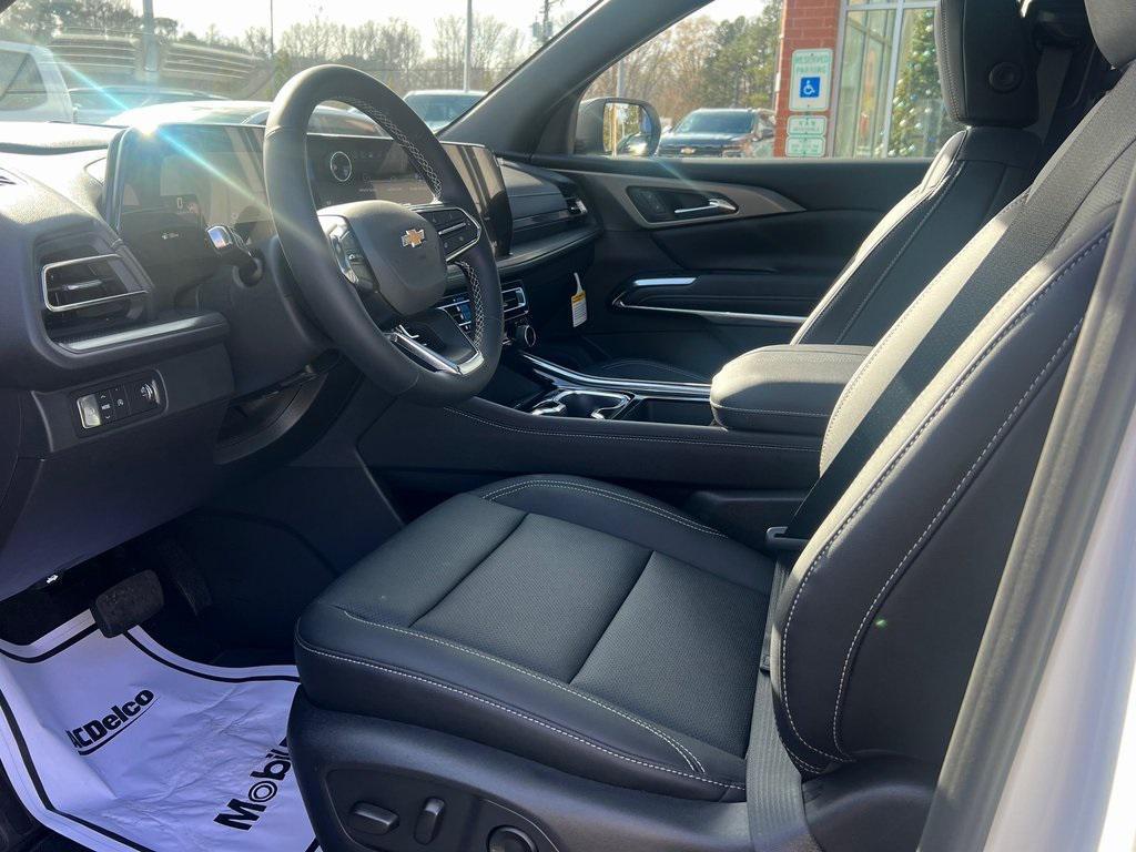 new 2026 Chevrolet Traverse car