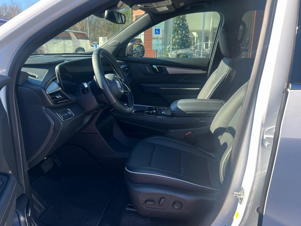 used 2025 Buick Enclave car, priced at $36,995