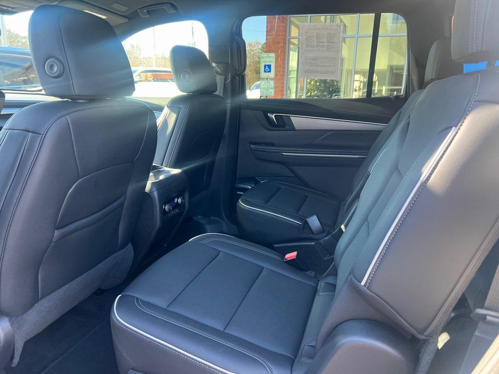 used 2025 Buick Enclave car, priced at $36,995