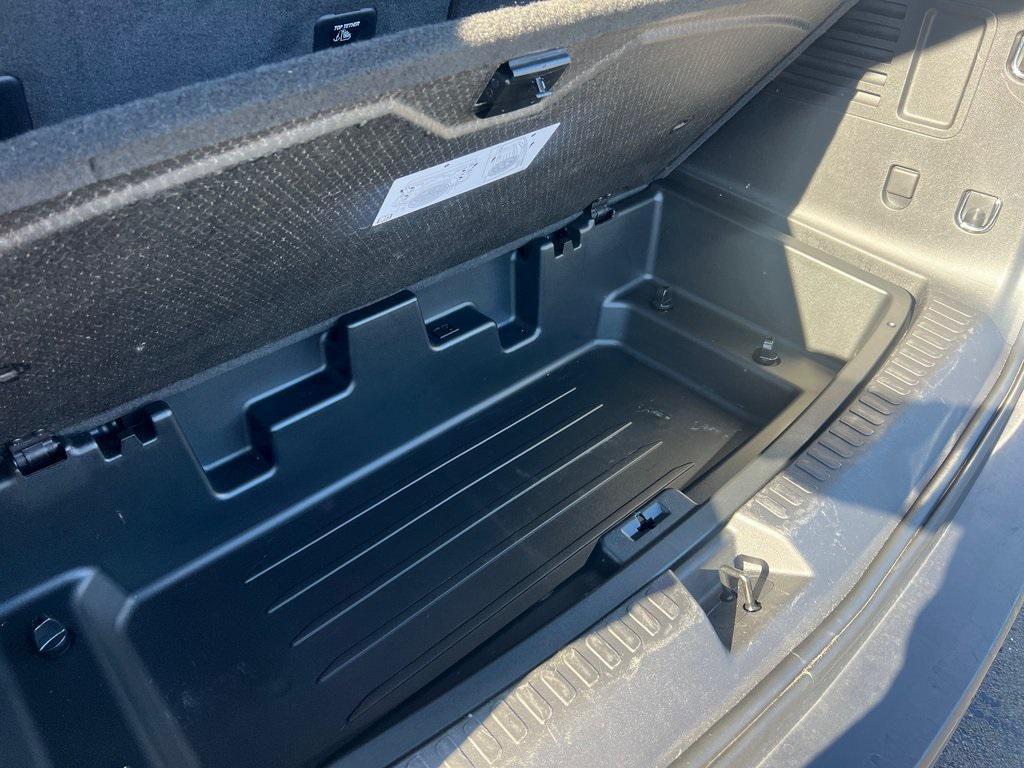 used 2025 Buick Enclave car, priced at $36,995