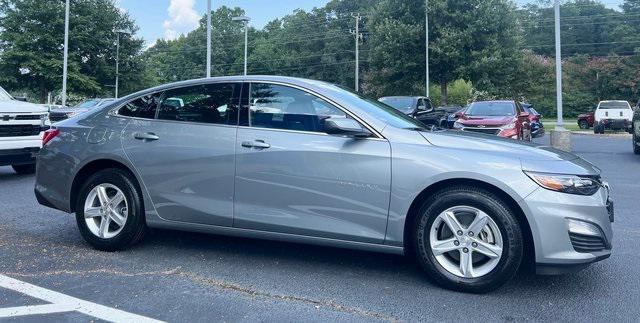 new 2025 Chevrolet Malibu car, priced at $26,995