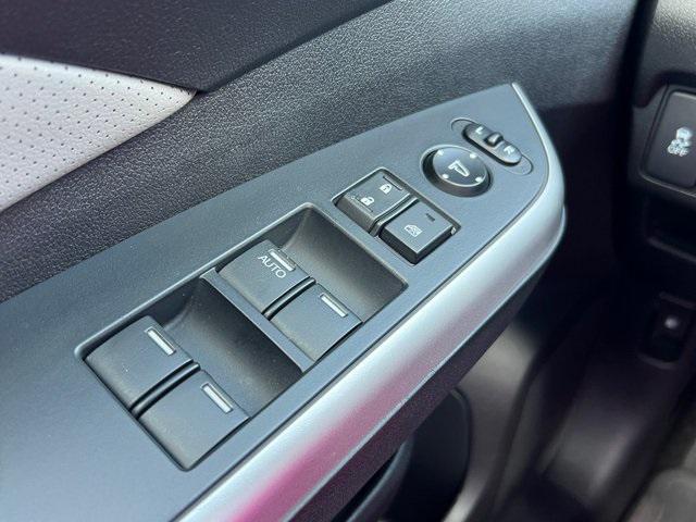 used 2015 Honda CR-V car, priced at $16,999