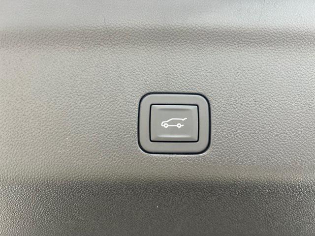 new 2025 Chevrolet Suburban car, priced at $80,998