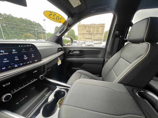 new 2025 Chevrolet Suburban car, priced at $80,998