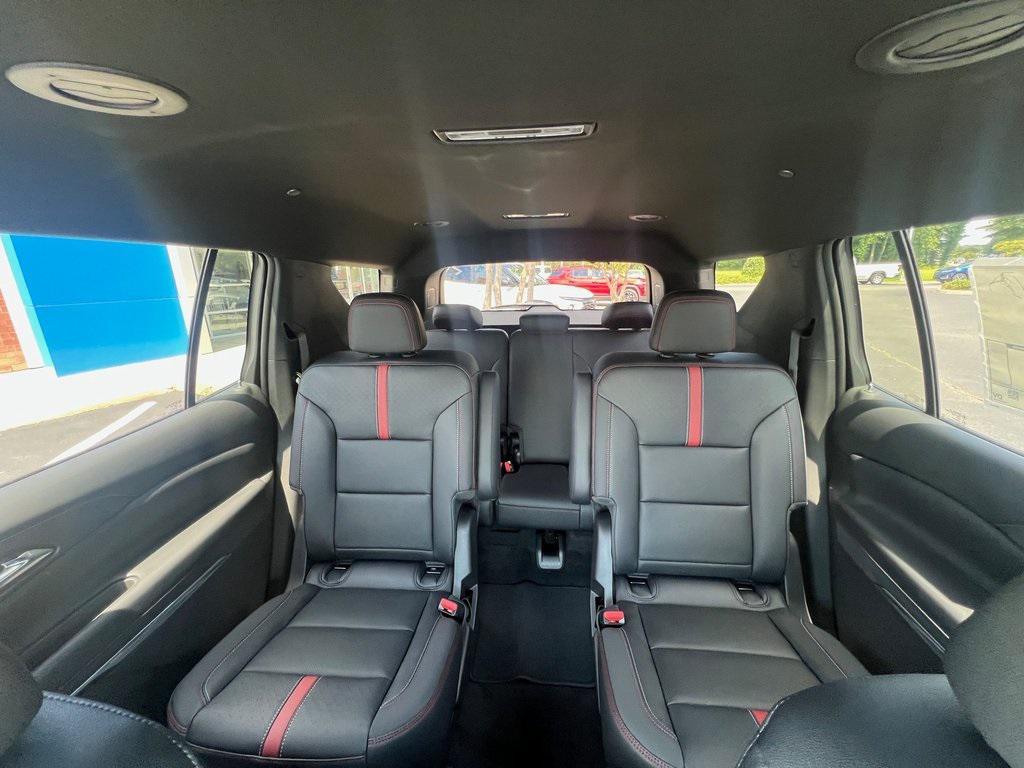 new 2026 Chevrolet Traverse car, priced at $56,990