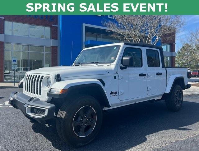 used 2022 Jeep Gladiator car, priced at $34,182