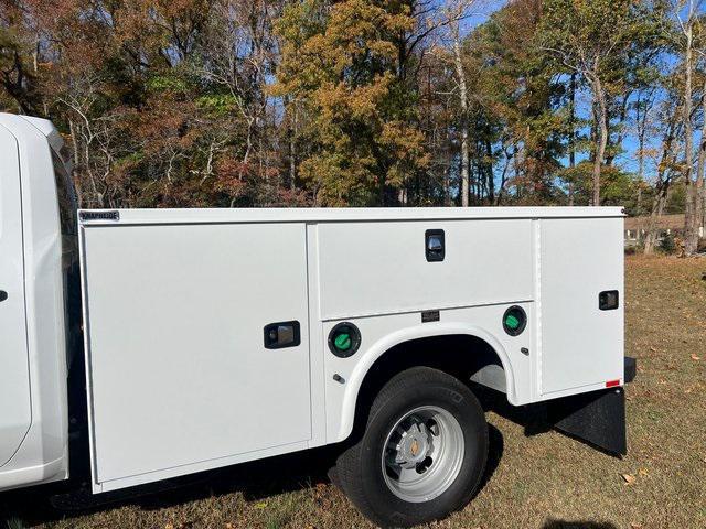 new 2024 Chevrolet Silverado 3500 car