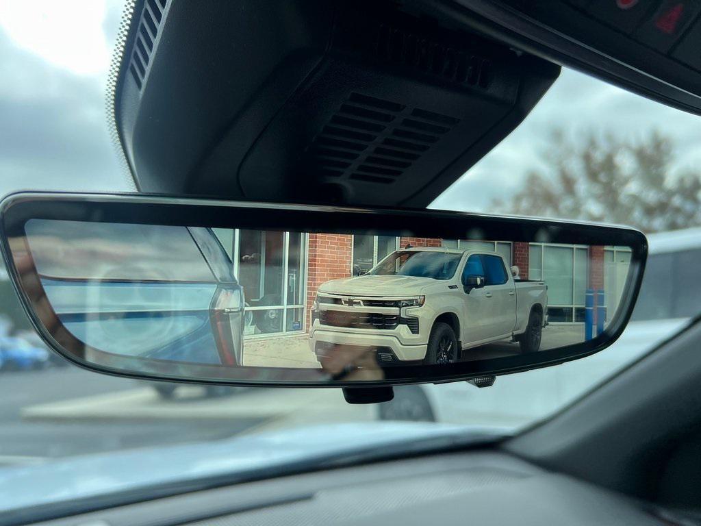 new 2026 Chevrolet Equinox car, priced at $38,610