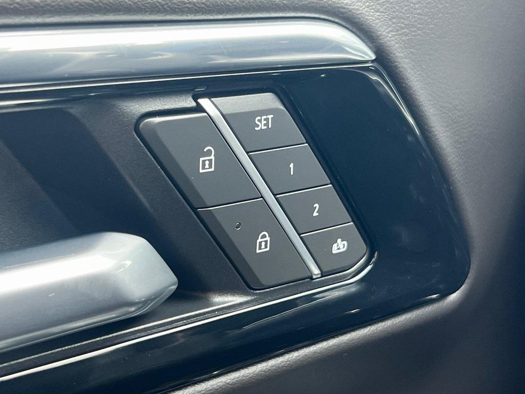 new 2025 Chevrolet Suburban car, priced at $86,980