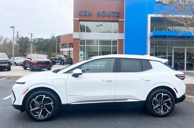 new 2025 Chevrolet Equinox car, priced at $43,295