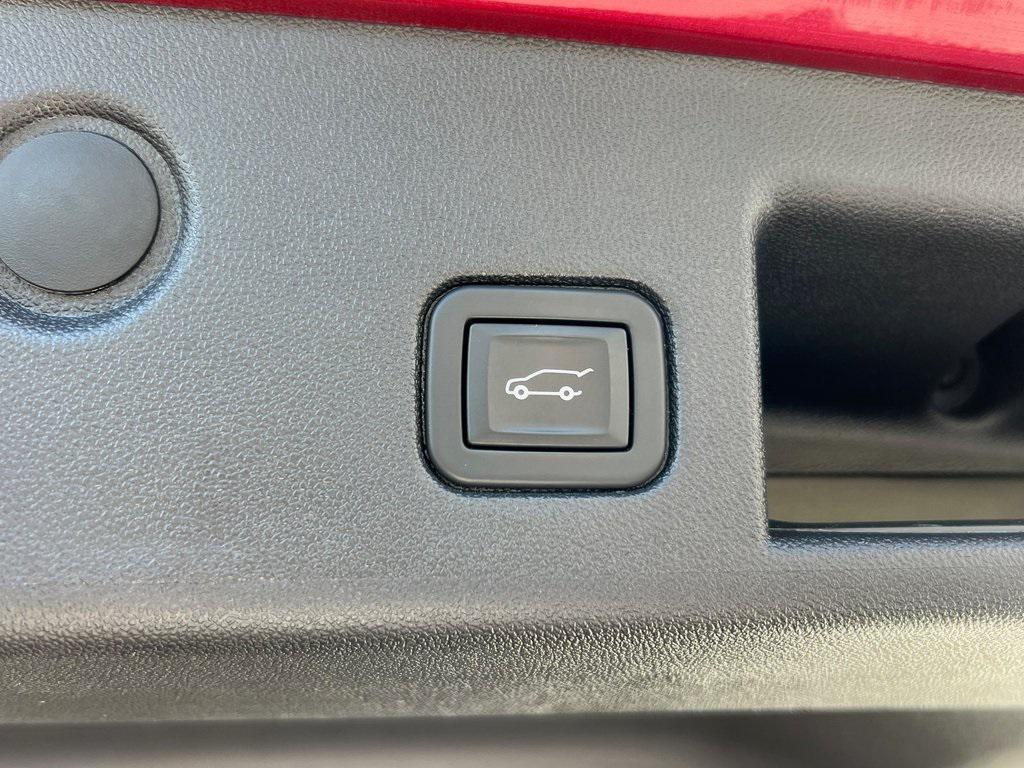 used 2020 Chevrolet Equinox car, priced at $17,999