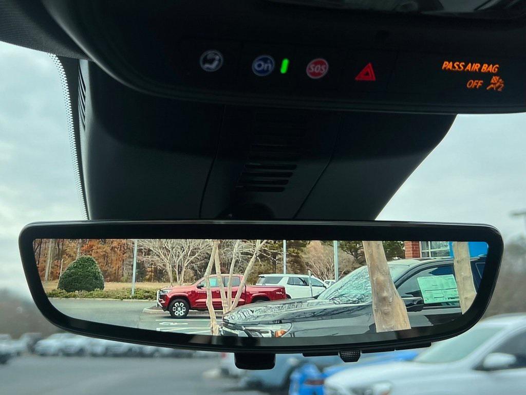 new 2026 Chevrolet Traverse car, priced at $52,620