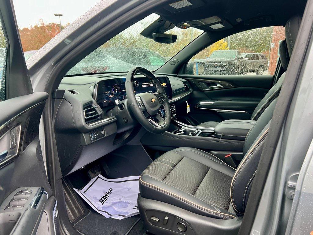 new 2026 Chevrolet Traverse car, priced at $56,995