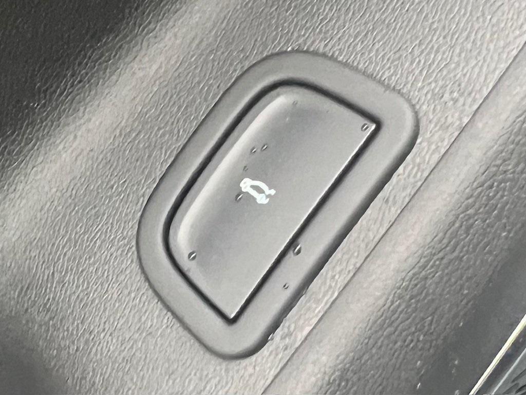 new 2026 Chevrolet Traverse car, priced at $56,995