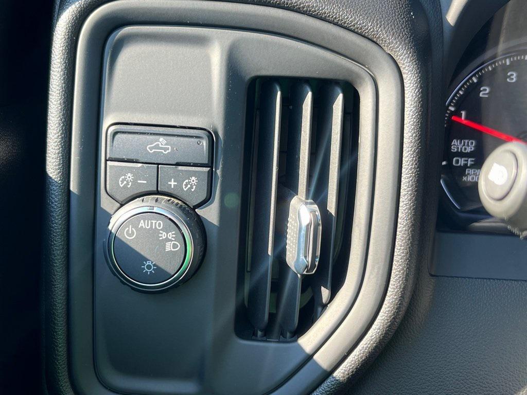 used 2022 Chevrolet Silverado 1500 car, priced at $29,999