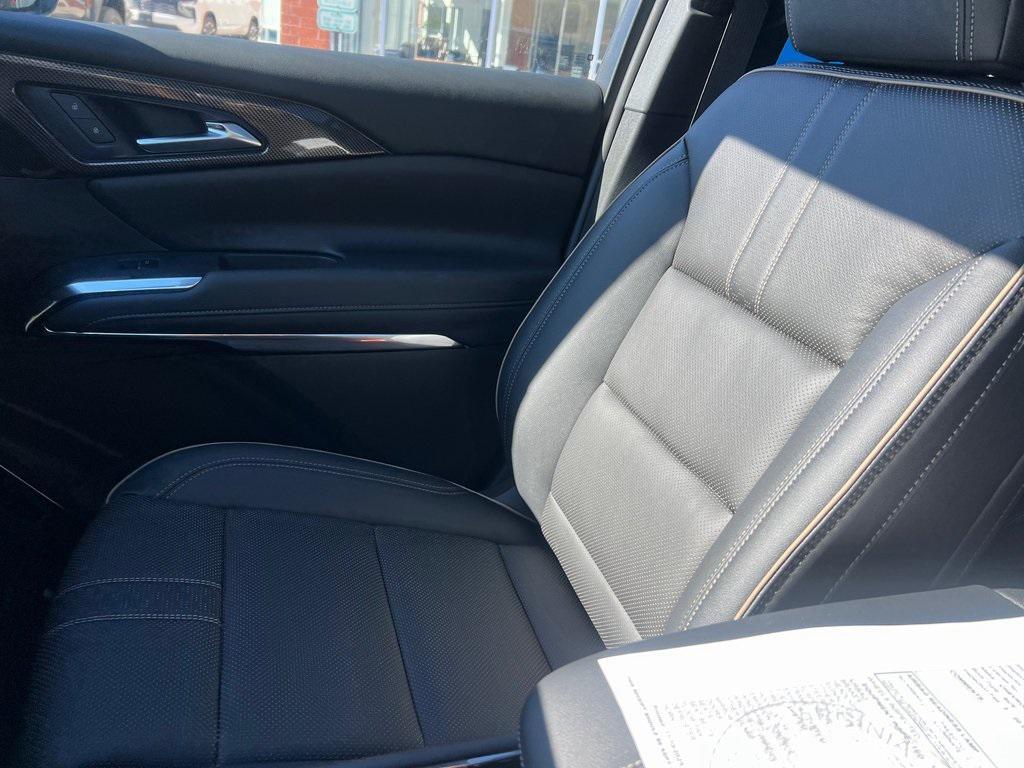 new 2026 Chevrolet Traverse car, priced at $58,495