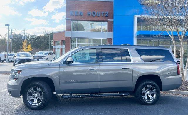 used 2017 Chevrolet Suburban car, priced at $25,500