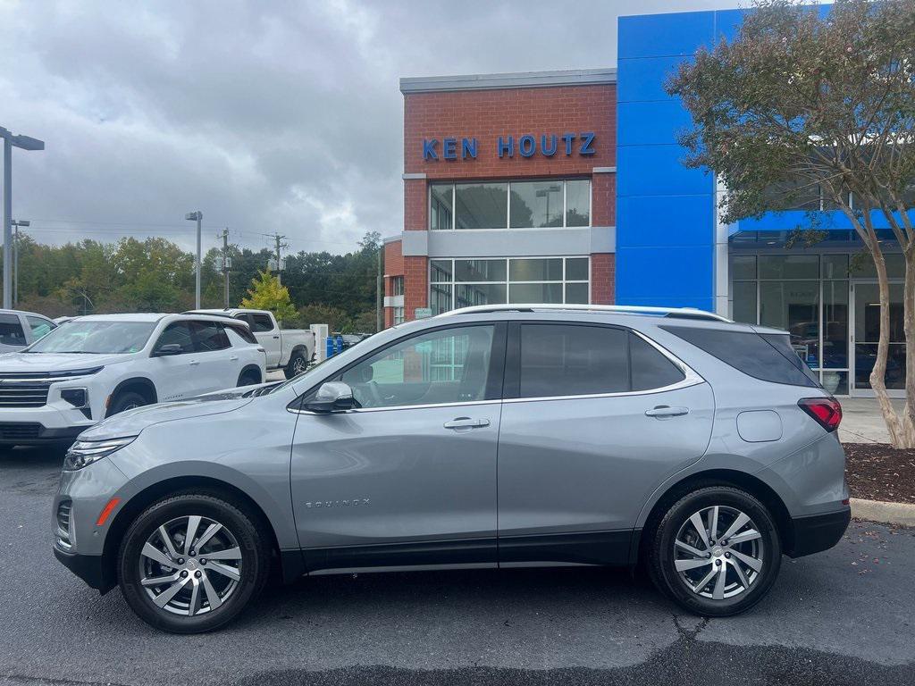 used 2024 Chevrolet Equinox car, priced at $29,499