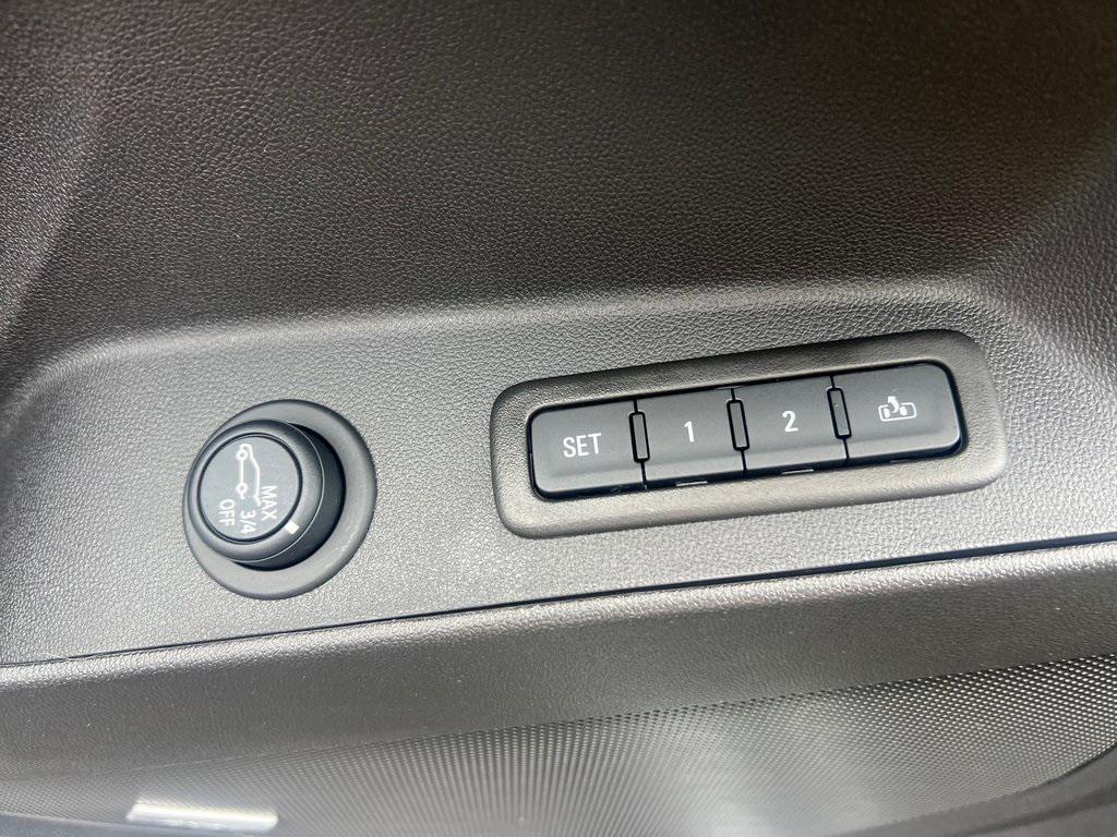 used 2024 Chevrolet Equinox car, priced at $29,499