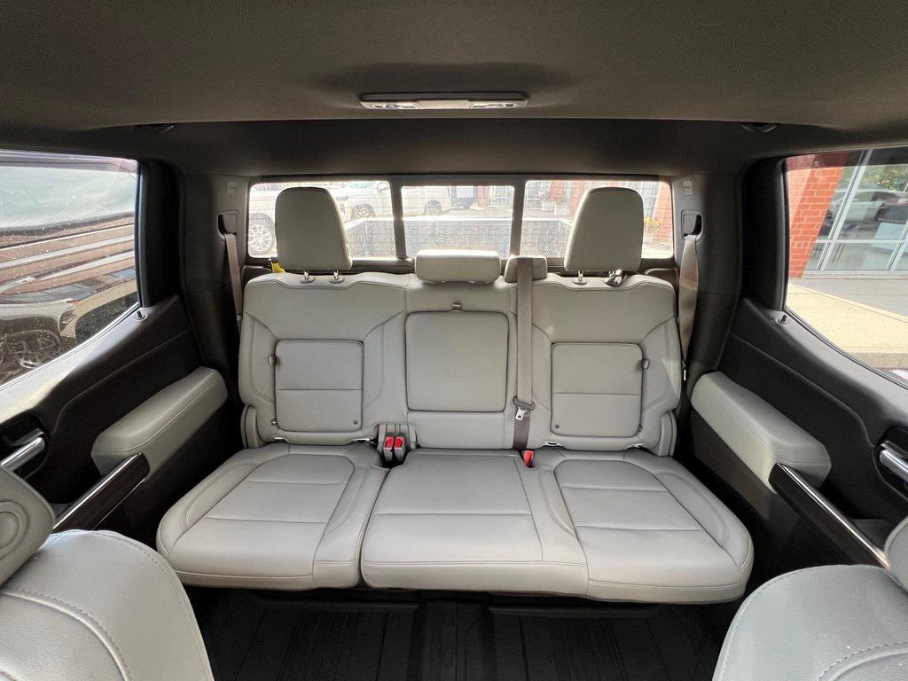 used 2019 Chevrolet Silverado 1500 car, priced at $33,525