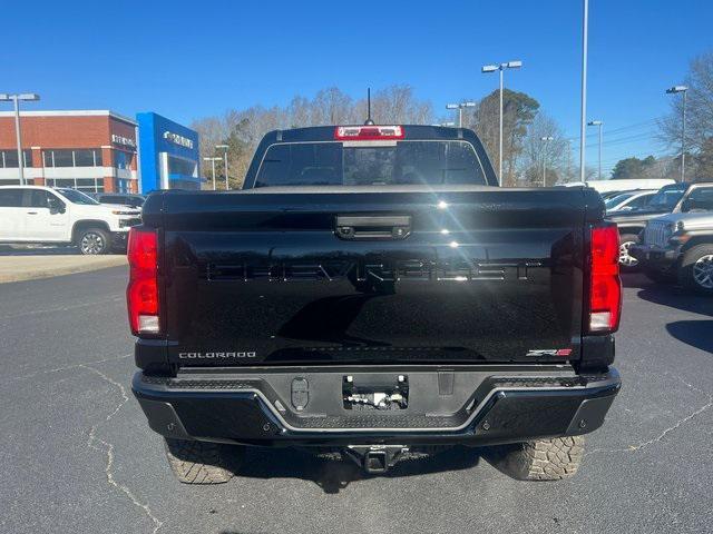 new 2025 Chevrolet Colorado car