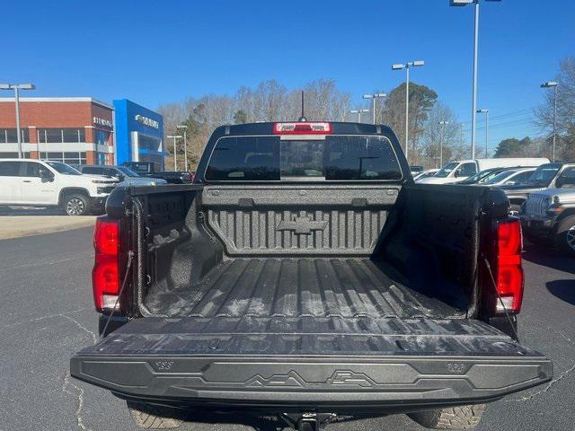 new 2025 Chevrolet Colorado car