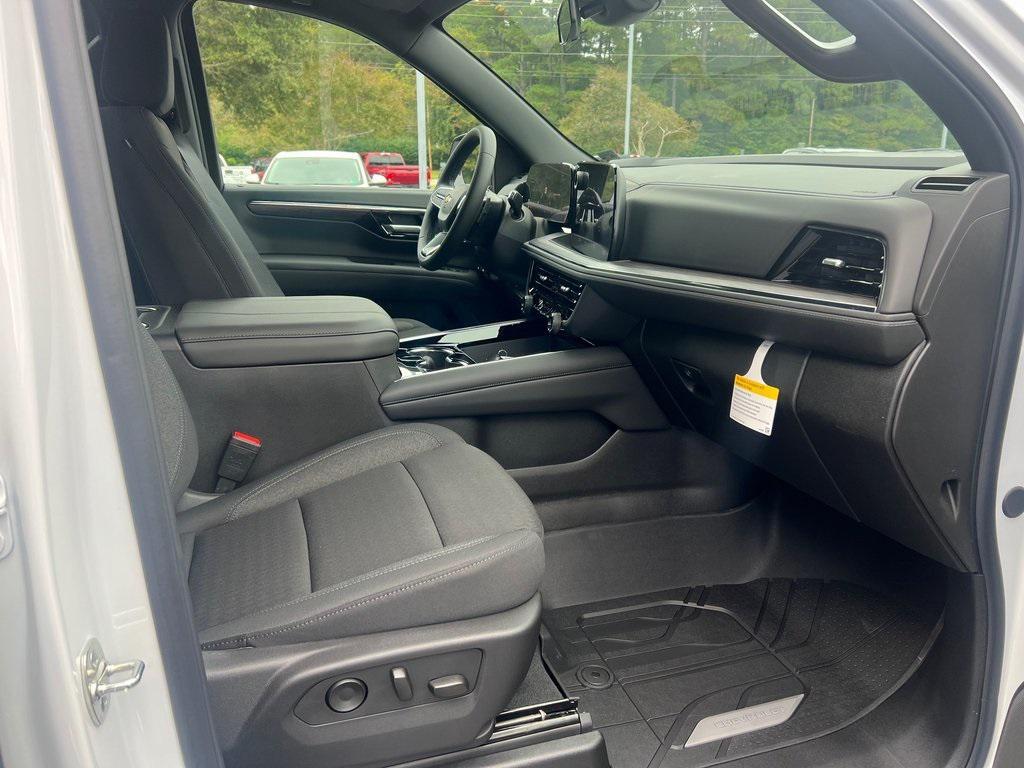 new 2025 Chevrolet Tahoe car, priced at $59,999