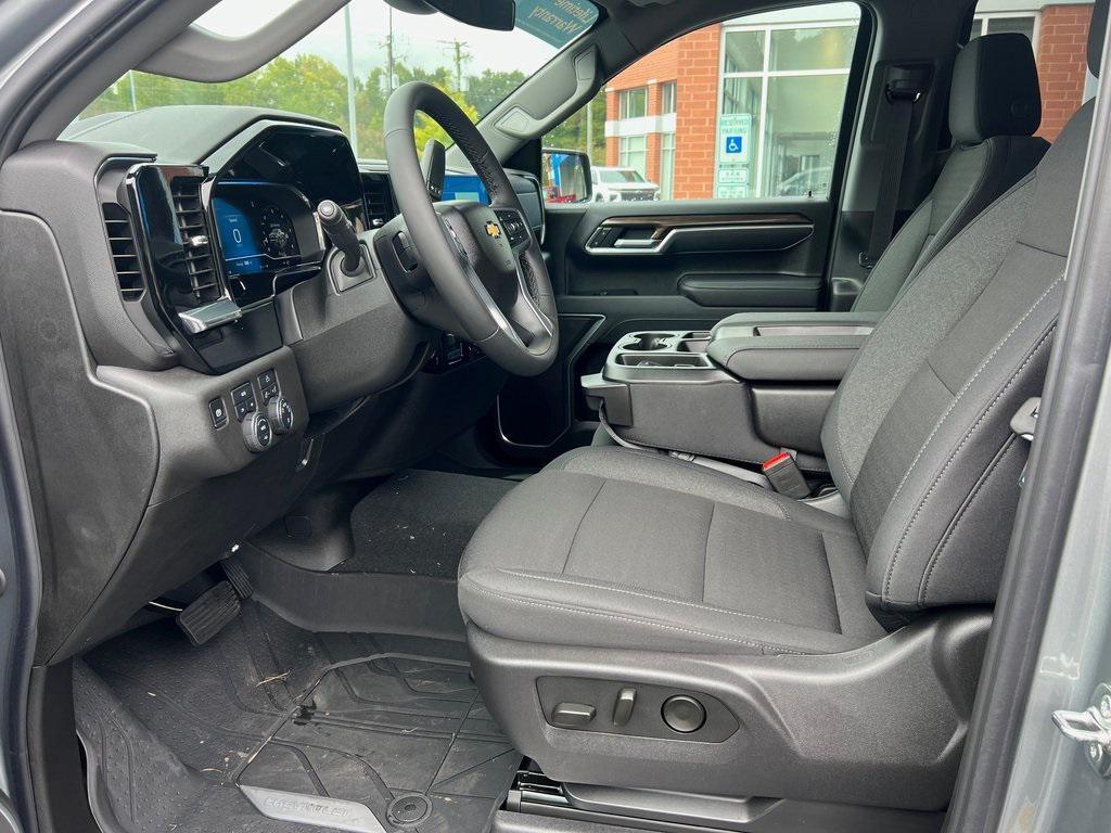 new 2025 Chevrolet Silverado 1500 car, priced at $56,990