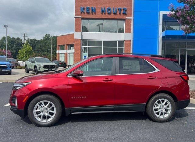 new 2024 Chevrolet Equinox car, priced at $34,230