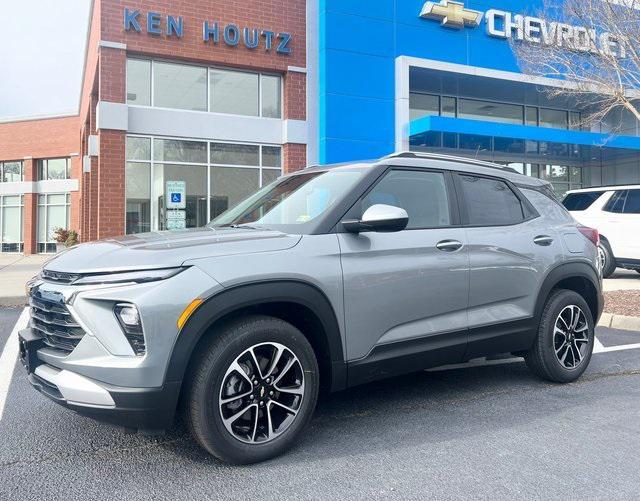 new 2025 Chevrolet TrailBlazer car, priced at $28,080