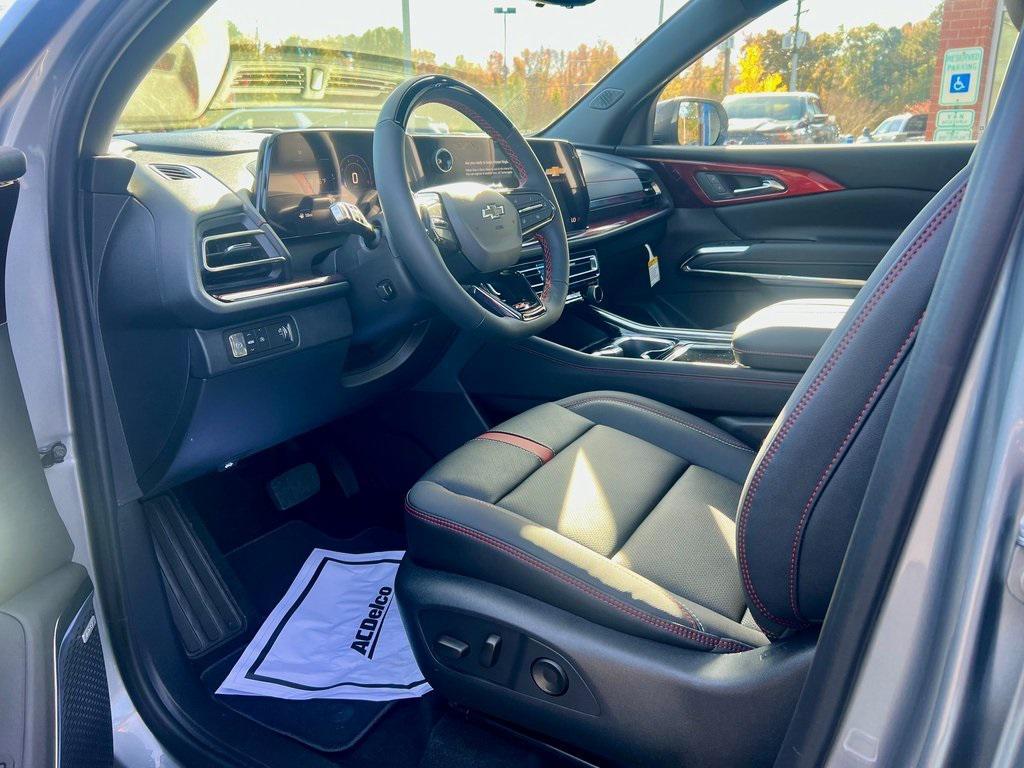 new 2026 Chevrolet Traverse car, priced at $58,795