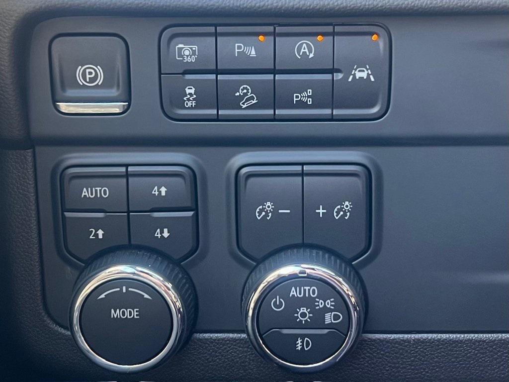 used 2025 Chevrolet Suburban car, priced at $69,500