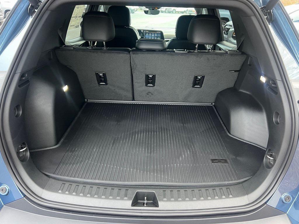 new 2026 Chevrolet Equinox car, priced at $33,815