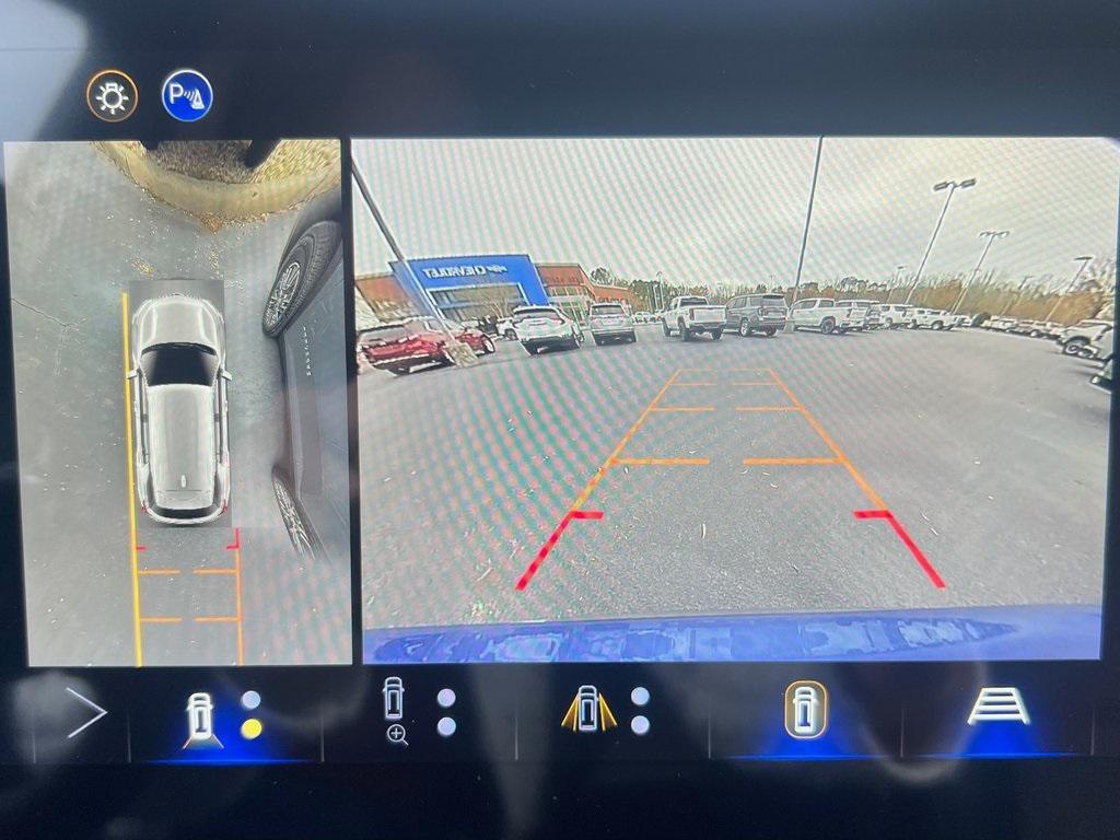 new 2026 Chevrolet Equinox car, priced at $33,815