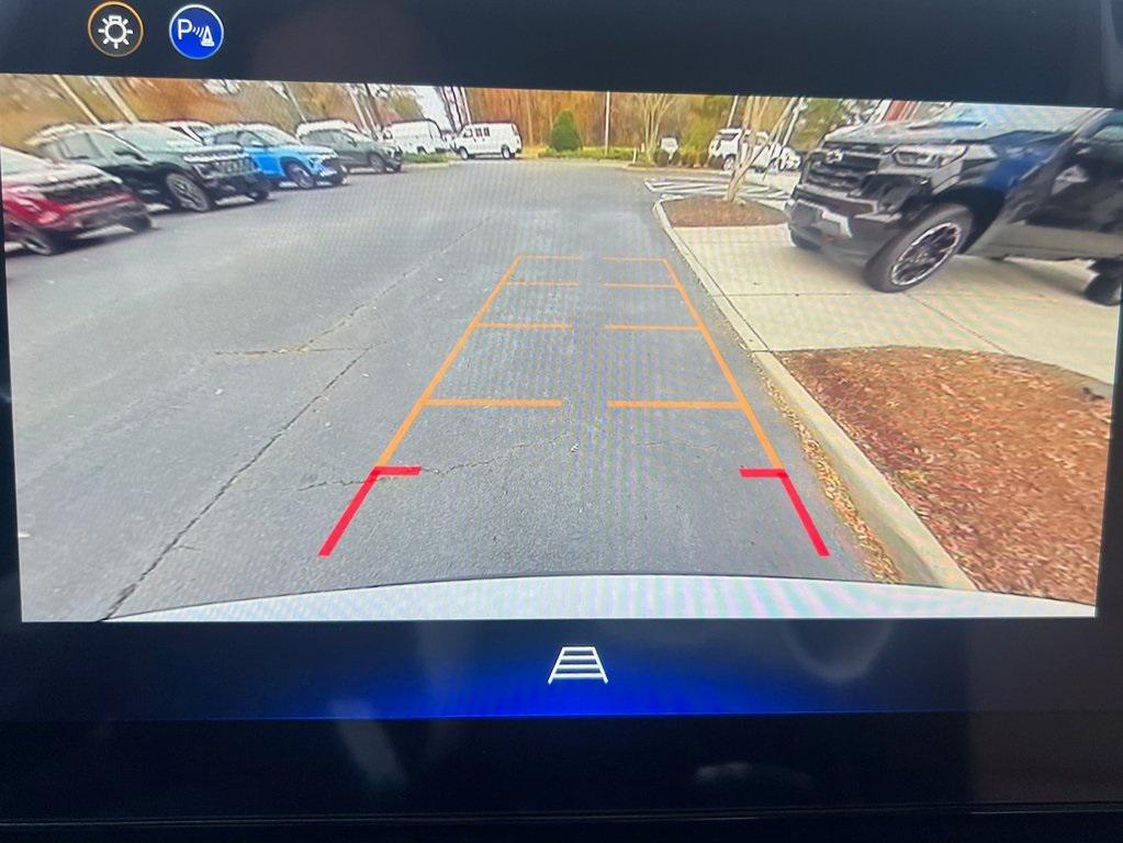 new 2026 Chevrolet Equinox car, priced at $37,340